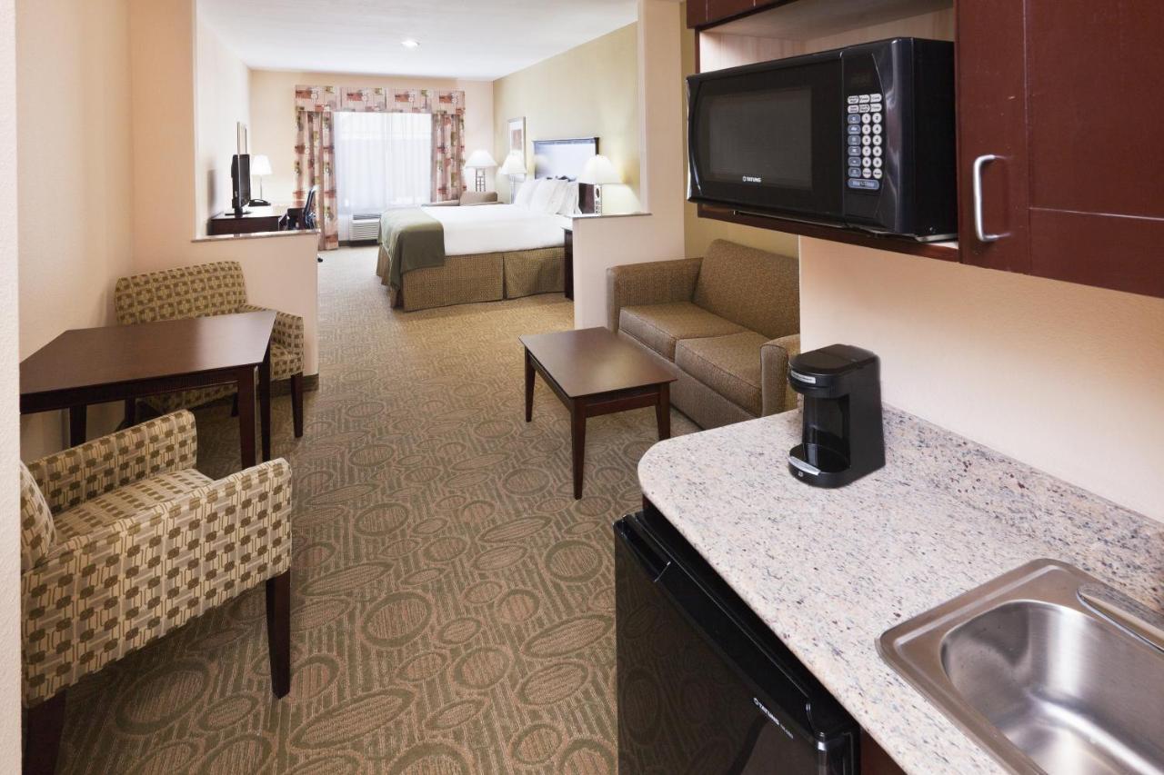 Holiday Inn Express & Suites Brownfield Exteriér fotografie