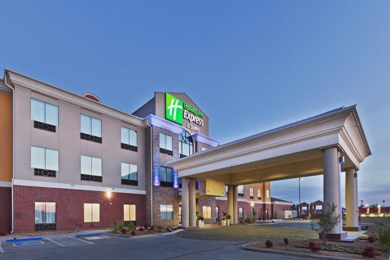 Holiday Inn Express & Suites Brownfield Exteriér fotografie